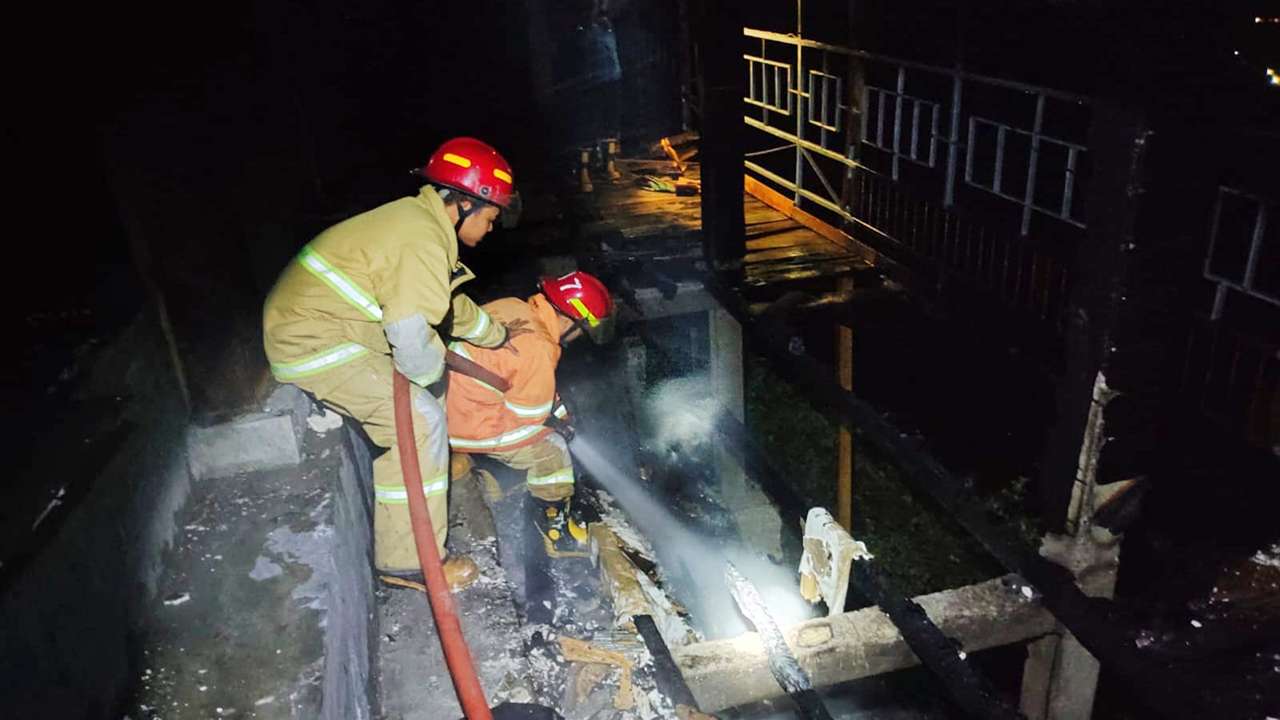 Warung Bendungan Tugu Trenggalek Terbakar, Pemilik Rugi 5 Juta