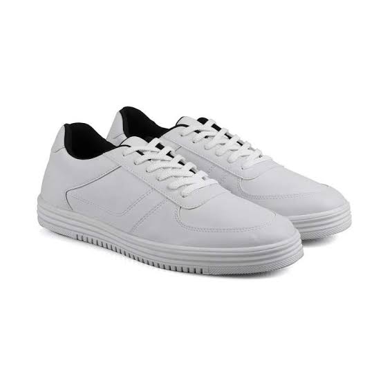 7-rekomendasi-sepatu-putih-brand-lokal-bisa-untuk-formal-5