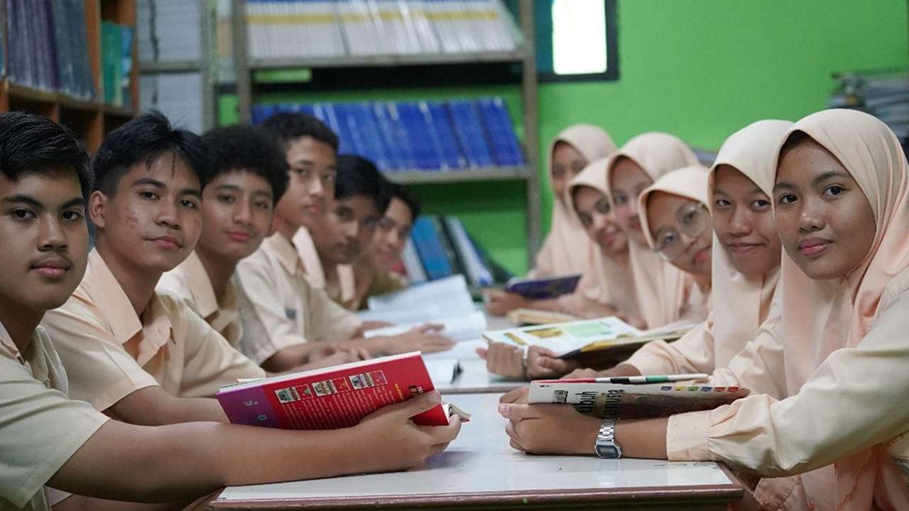 beasiswa-pip-2024-rp900-miliar-untuk-siswa-madrasah-segera-cair