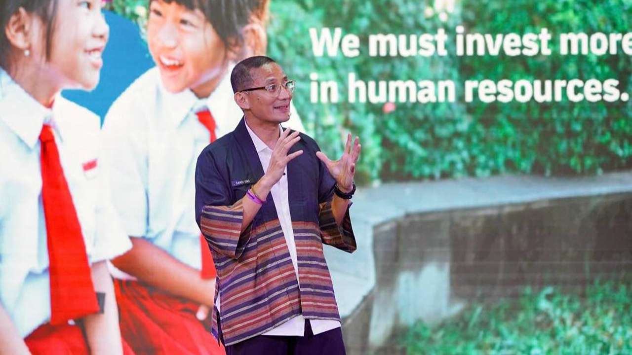 Indonesia Emas 2045, Sandiaga Uno Dorong Generasi Muda Ciptakan Produk Kreatif