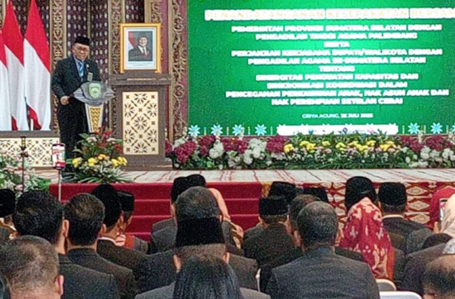 Foto(ist): Direktur Jenderal Badan Pengadilan Agama Mahkamah Agung Republik Indonesia Drs H Muchlis, S.H., M.H