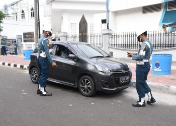Kepala Satuan Provos Pushidosal, Mayor Laut (PM) Sudrajat Mukti Nugroho SH, MH bersama jajaran saat giat operasi Gaktibplin, Rabu (20/4).