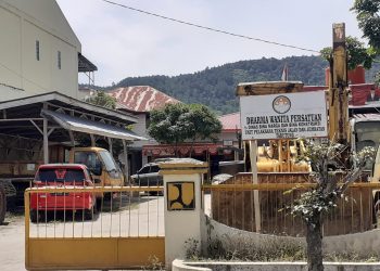 Kantor UPT Bina Marga Tarutung, Kamis (19/5).