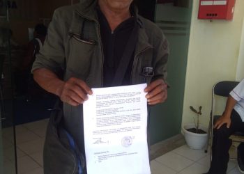 Maringan Napitupulu saat dijumpai di Kantor Pertanahan Toba, Senin (23/5).