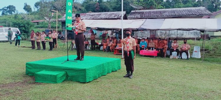 Pembukaan Pembinaan Saka Wira kartika Kodim 0206/ Dairi di Desa Karing, Kecamatan Berampu, Kabupaten Dairi - Sumatera Utara bertindak sebagai pembina upacara Komandan Kodim 0206/ Dairi, Letkol Arh Ridwan Budi Sulistyawan SIP, Sabtu (28/5).