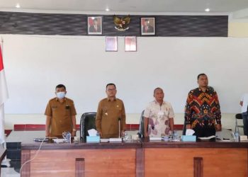 Banggar DPRD dan TAPD Provinsi Sumut saat kunker kw Kabupaten Toba, Senin (30/5).