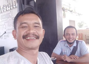 Direktur Eksekutif IP2 Baja Nusantara, Ir. I. Djonggi Napitupulu bersama Korwil II Sumut - Tapanuli Raya Media Indigonews, Freddy Hutasoit, Selasa (31/5).