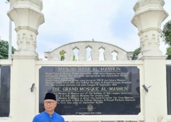 Ketua DPD Partai Nasdem Tapsel, M. Yusuf Siregar mengucapkan selamat idul fitri, mohon maaf lahir bathin, Minggu (1/5).