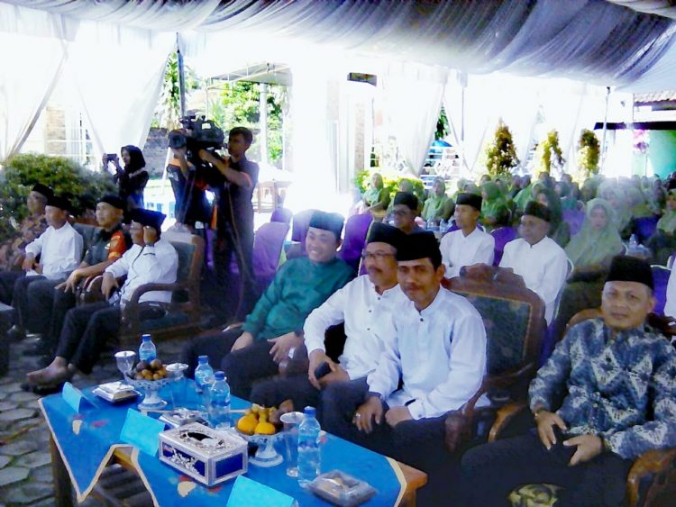 Masjid Al- Mustofa saat adakan pengajian Triwulan Muslimat NU se- Kecamatan Belitang III, Rabu (1/6).