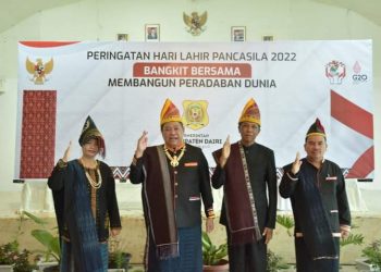 Bupati Dairi, Eddy Berutu saat menghadiri upacara hari lahirnya Pancasila, Rabu (1/6).