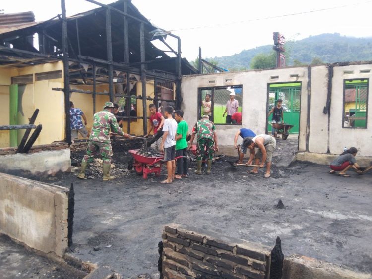 Kondisi dan situasi ke empat rah yang hangus terbakar, Rabu (1/6).