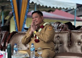 Bupati Dairi, Eddy Berutu saat hadiri FLS2N, Selasa (21/6).