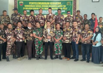 Kodim 0206/ Dairi saat giat komsos bersama Keluarga Besar TNI AD, Kamis (23/6).