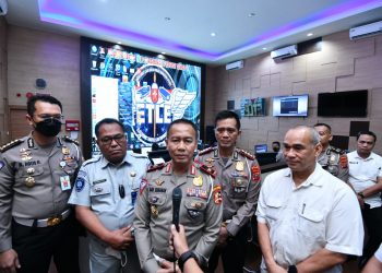 Dirlantas Polda Sumut saat luancing ETLE Statis dan ETLE Mobile Siap Beroperasi di Kota Medan, Senin (27/6).