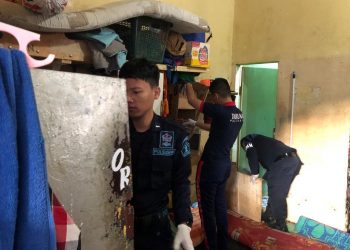 Ka. KPLP Lapas Kelas IIb Siborongborong bersama 9 personil saat sidak, Jumat (1/7).