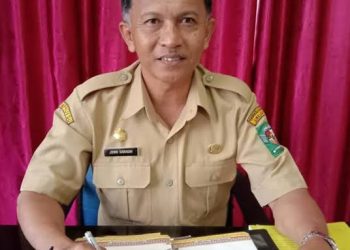 Pushidrosal laksanakan diskusi diatas Geladak KRI Teluk Lada- 521 saat bersandar di Ambon, Kamis (21/7).