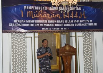 Danpushidrosal, Laksamana Madya TNI Nurhidayat saat memberikan kata sambutan acara peringati hari tahun baru Islam, Kamis (4/8).
