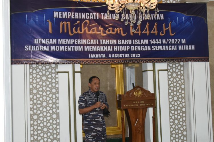 Danpushidrosal, Laksamana Madya TNI Nurhidayat saat memberikan kata sambutan acara peringati hari tahun baru Islam, Kamis (4/8).