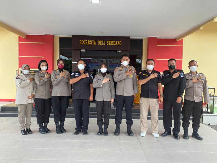 Bid Humas Polda Sumut saat kunjungi Polresta Deliserdang, Selasa (9/8).