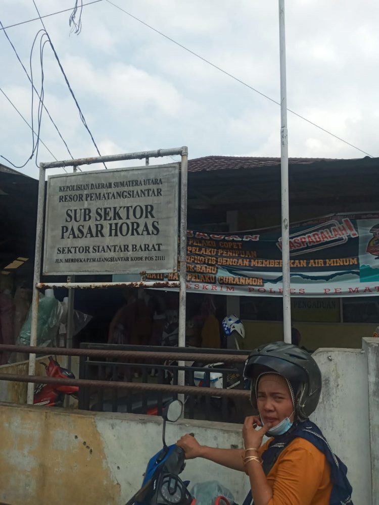 Pos Polisi Pasar Horas Pematamgsiantar, Kamis (11/8).