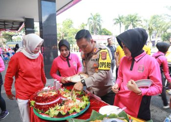 Kapolres Tasikmalaya Kota, AKBP Aszhari Kurniawan saat syukuran HUT RI ke- 77, Kamis (18/8).