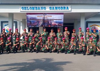 Pasukan khusus TNI AL saat pelatihan pengetahuan dasar Hidros, Selasa (30/8).