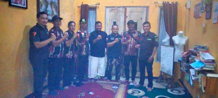Pengurus AMS Rayon Batujajar bersama Distrik AMS Kabupaten Bandung Barat saat foto bersama, Sabtu (10/9).