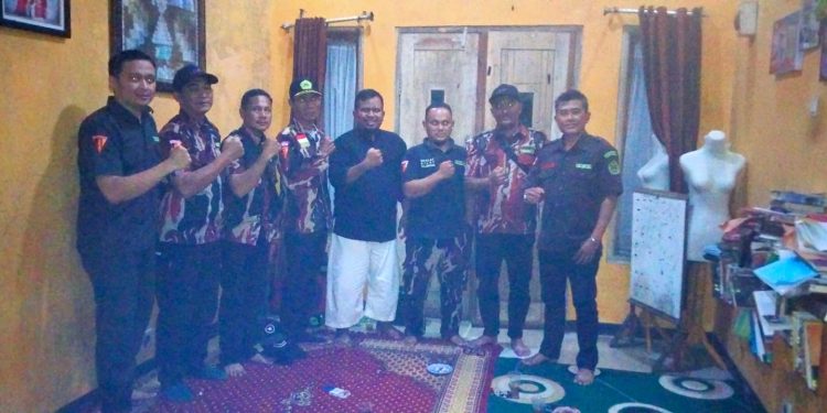 Pengurus AMS Rayon Batujajar bersama Distrik AMS Kabupaten Bandung Barat saat foto bersama, Sabtu (10/9).