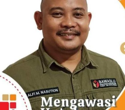 Alfi Mukhair Nasution anggota Bawaslu Kabupaten Simalungun divisi OSDM, Rabu (21/9).