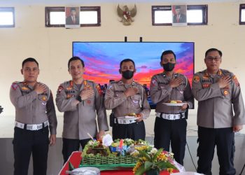 Kapolresta Deliserdang, kombes. Pol. Irsan Sinuhaji bersama jajaranya saat peringati hari Polisi Lalu Lintas ke- 67, Kamis (22/9).