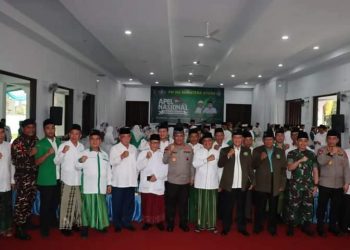 Kapolda Sumut, Irjen. Pol. Drs. RZ Panca Putra Simanjuntak M.Si saat hadiri hari Santri Nasional, Sabtu (22/10).