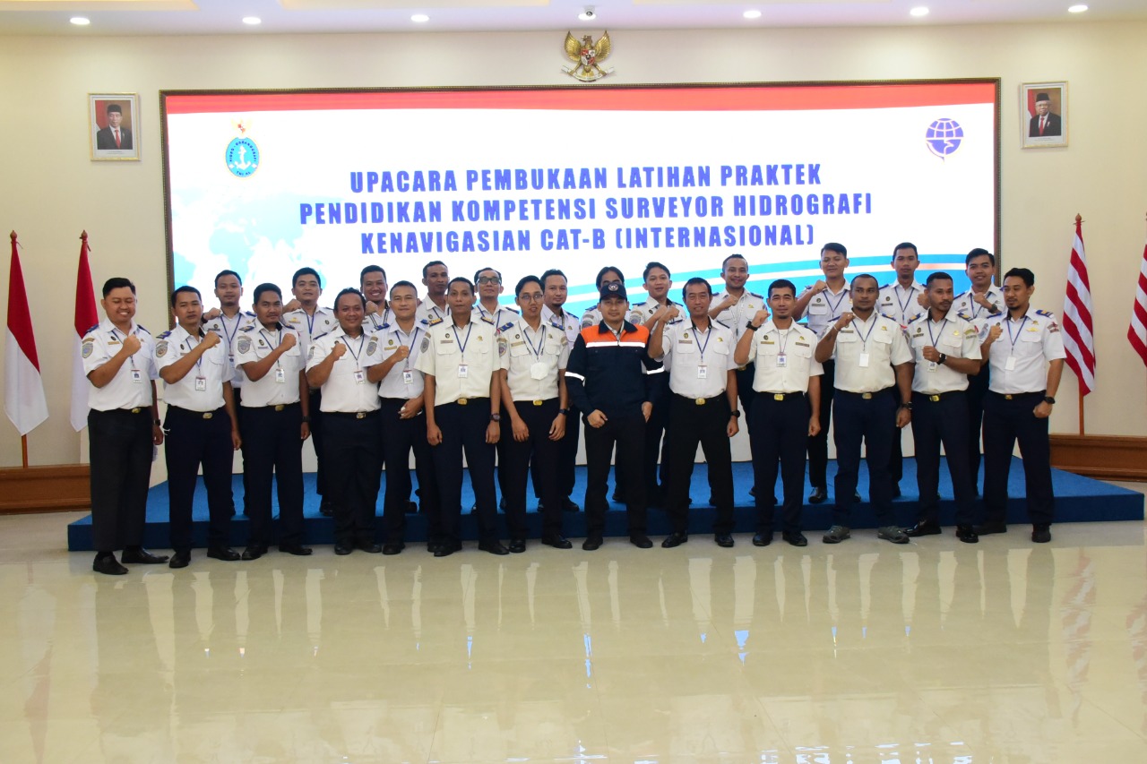 Pushidrosal Gelar Lattek Pendidikan Surveyor Hidrografi Kategori B ...