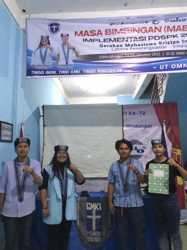 BPC GMKI saat lantik panitia Konpercab, Jumat (28/10).