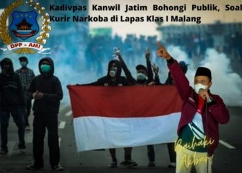 Ketua AMI, Baihaki Akbar saat menyatakan sikap untuk demo, Senin (31/10).