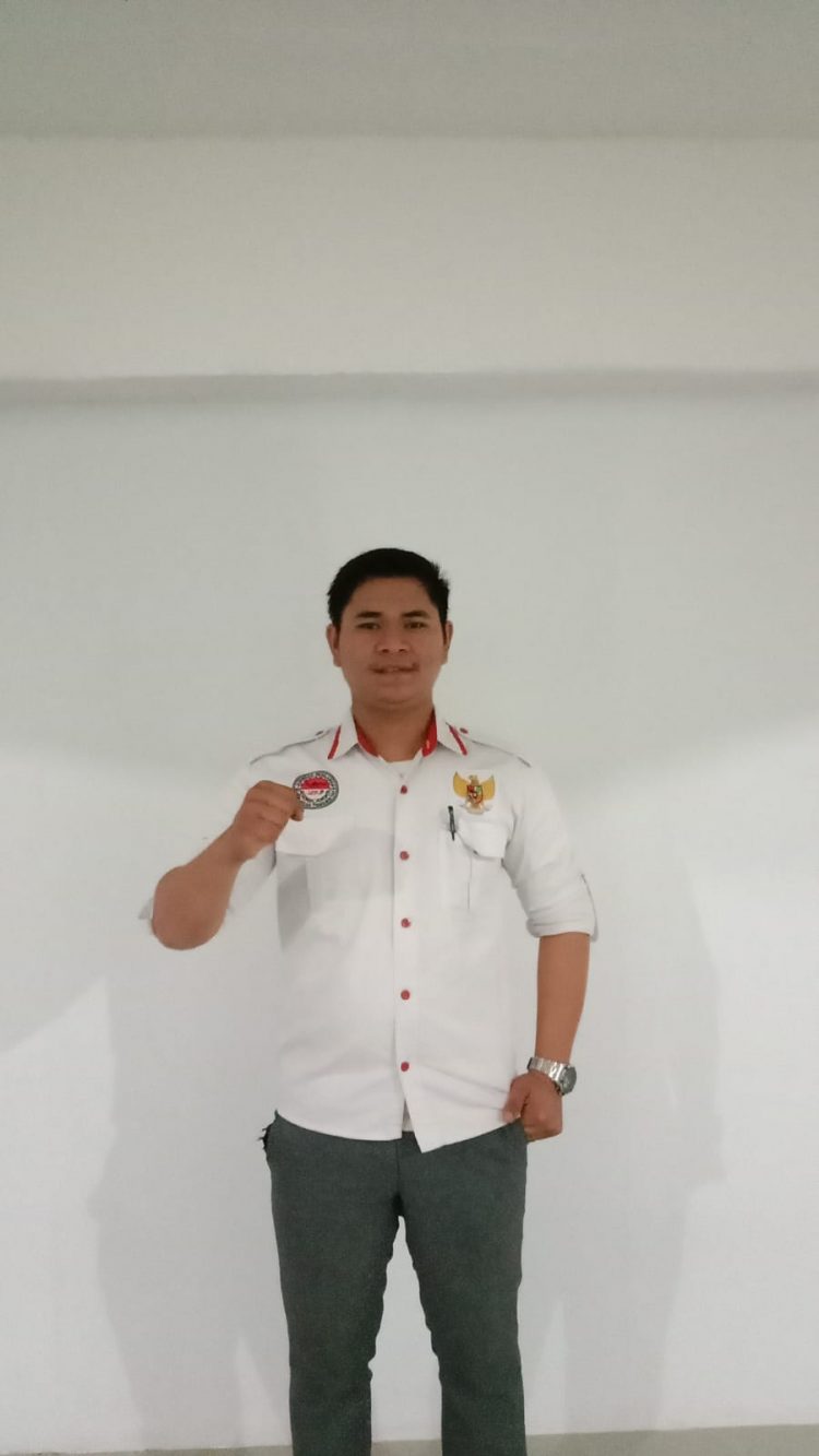 Ketua Harian JPKP Bintan, Jefrianto saat desak Kapolres Bintan ungkap Kasus perampokan dan penyekapan di Kampus STAIN SAR, Selasa (8/11).