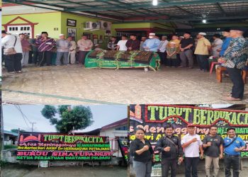 PWPSU saat berada dirumah duka ibu mertua dari Kasubbid Penmas Polda Sumut, Kamis (17/11).