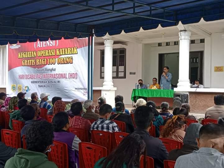 Kemensos RI gelar operasi mata katarak di RSUD Sidikalang, Senin (5/12).