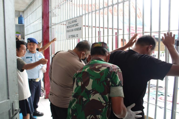 Lapas Klas IIB Siborongborong saat rajia WBP, Senin (26/12).