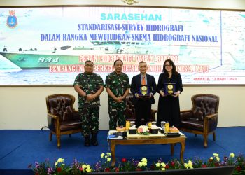 Pushidrosal saat menggelar sarasehan tentang standarisasi survey hidrografi dalam rangka mewujudkan skema hidrografi nasional bertempat di ruang serbaguna Mako Pushidrosal, Ancol Timur - Jakarta Utara, Senin (13/3).