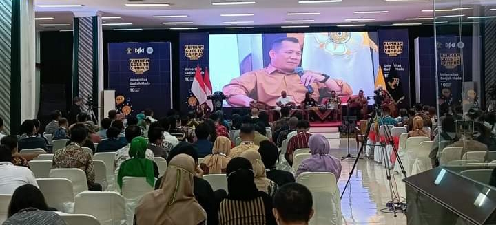 Plt. Dirjen HAM, Dhahana Putra saat narausmber KemenkumHAM goes to Campus, Jumat (10/3).