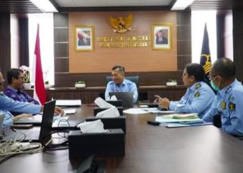 Plt. Direktur Jenderal HAM, Dhahana Putra saat pimpin rapat internal tindak lanjut Inpres Nomor 2/2023, Senin (27/3).