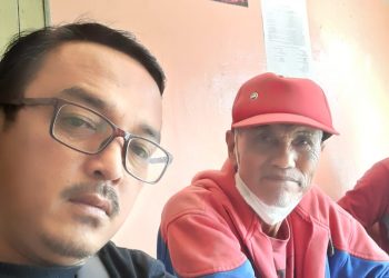 Paian Nababan saat mengadu kepada Korwil Sumut II - Tabagsel Media Online Indigonews, Selasa (4/4).