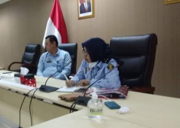 Sekretaris Direktorat Jenderal HAM, Aman Riyadi saat pimpin pembahasan di ruang rapat b, Selasa (4/4).