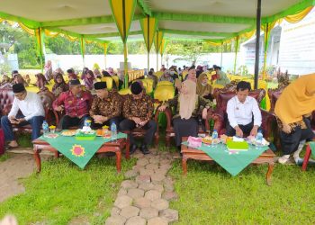 Launching 4 buka si SMPI Al- Azhar Belitang Mulya, Senin (1/5).