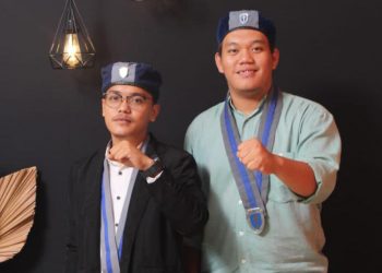 Ketua GMKI PSS, Theo Naibaho didampingi Cavin Tampubolon, Senin (22/5).