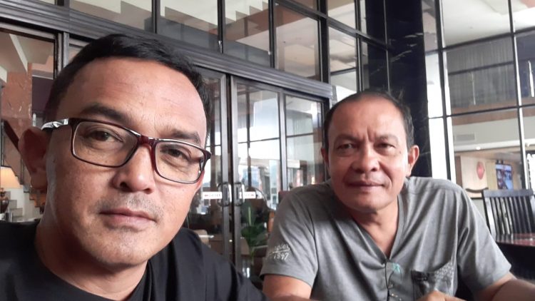 Doli Sianipar Ketua Tim Kordinasi ganti rugi lahan jalan Tarutung - Sibolga bersama reporter Indigonews, Kamis (1/6).