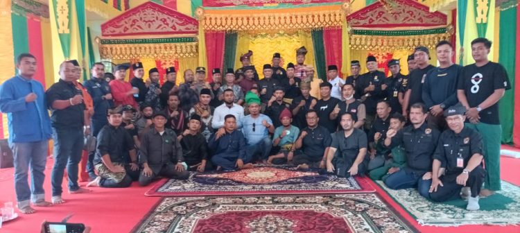 LAM dan PKT Kepri saat damainakan pihak yang berseteru, Jumat (2/6).