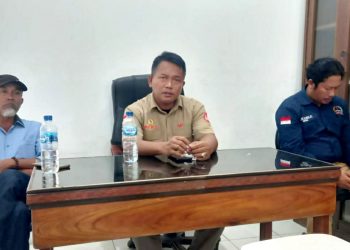 Burju Simatupang bersama rekan pengurus DPD SPRI Sumut, Senin (5/6).