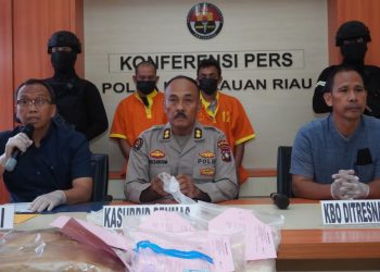 Ditresnarkoba Polda Kepri saat konferensi pers, Selasa (6/6).