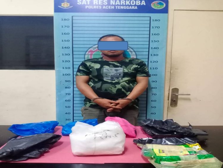 MTK saat diamankan beserta sabu di Mapolres Agara, Kamis (15/6).